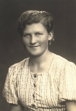 Gerade 18 ist Cäsar auf dem Foto von 1938, aber schon damals eine kämpferische Frau.
