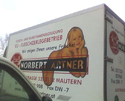 Foto: privat Artikelbild: LKW-Werbung der Fleischerei Artner - Foto: privat