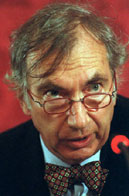 Foto: Corn Artikelbild: Völkerrechtler Rotter: Qualitätssprung in der EU-Struktur. - Foto: Corn