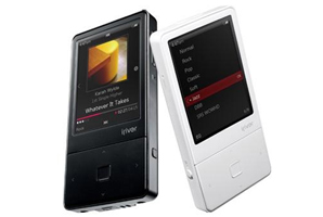 Der Verkauf mobiler Video-Player ist im ersten Halbjahr 2007 um 280 Prozent gewachsen (im Bild: iRiver E100). Der Verkauf mobiler Video-Player ist im ersten Halbjahr 2007 um 280 Prozent gewachsen (im Bild: iRiver E100).