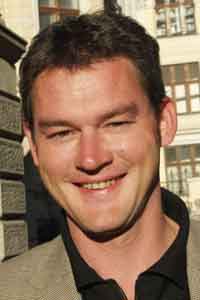 Roland Mader, Oberarzt und Koordinator des Bereichs Alkohol- und Medikamentenabhängigkeit am Anton Proksch-Institut. Roland Mader, Oberarzt und Koordinator des Bereichs Alkohol- und Medikamentenabhängigkeit am Anton Proksch-Institut.