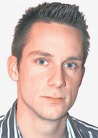 Der Informatiker Christoph Rhemann bearbeitet Bilder. Der Informatiker Christoph Rhemann bearbeitet Bilder.