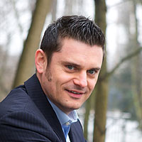 Uwe Knop (38) ist Ernährungswissenschaftler und arbeitet seit über zehn Jahren als PR- und
Kommunikationsexperte in der Ernährungs-, Medizin- und Pharmabranche. Uwe Knop (38) ist Ernährungswissenschaftler und arbeitet seit über zehn Jahren als PR- und
Kommunikationsexperte in der Ernährungs-, Medizin- und Pharmabranche.