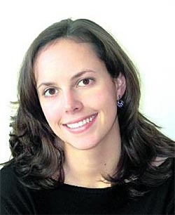 Nicole Ehlotzky erforscht Sanktionen und Weltraumrecht. Nicole Ehlotzky erforscht Sanktionen und Weltraumrecht.