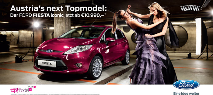 Haareziehen ums Auto Topmodelle fahren Fiesta iconic