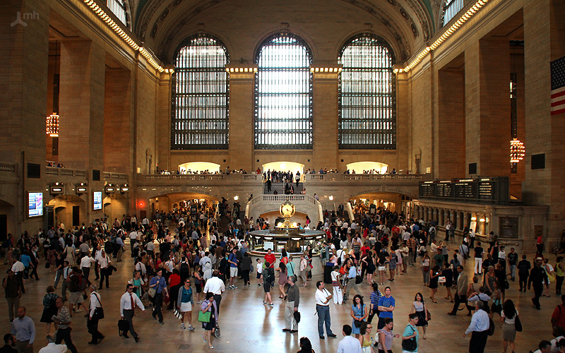 Zug fährt App Der Apple Store in der Grand Central Station Apple