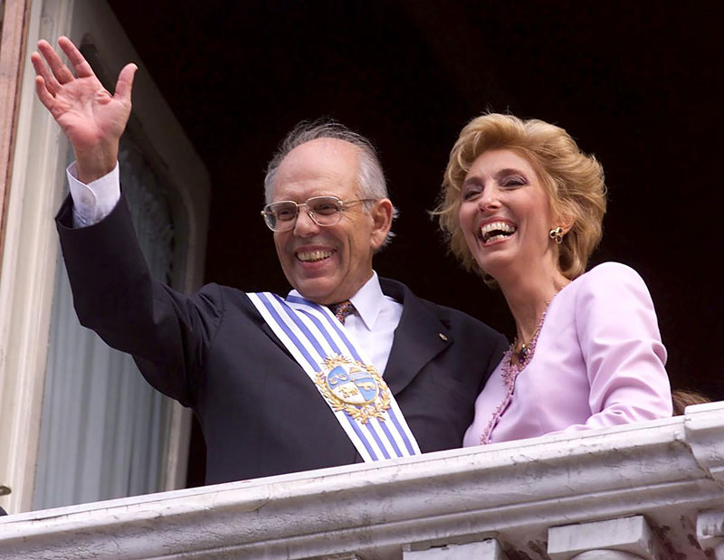 Jorge Batlle nach seiner Angelobung im Jahr 2000 mit seiner Frau Mercedes Menafra