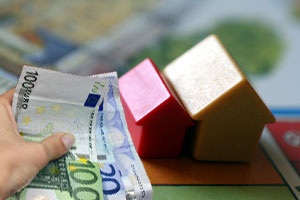 Montage: derStandard.at