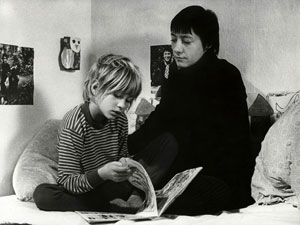 foto: filmstill die allseitig reduzierte persönlichkeit - redupers