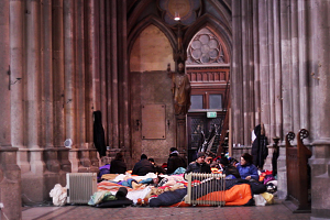 In der Wiener Votivkirche protestieren und übernachten seit Dezember Flüchtlinge. In der Wiener Votivkirche protestieren und übernachten seit Dezember Flüchtlinge.