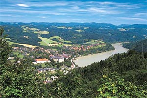Grein an der Donau. Grein an der Donau.