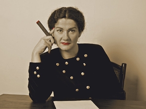 Foto: Armin Bardel Artikelbild: …und als Hannah Arendt. - Foto: Armin Bardel