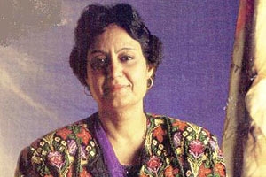 Foto: STANDARD Artikelbild: Zur Person Die in Pakistan geborene Riffat Hassan ist die führende Frauenforscherin in den Islamwissenschaften. Sie hat eine Professur für Islamische Studien an der Uni Louisville (Kentucky) inne. Derzeit nimmt Sie in Wien an der vom Außenministerium veranstalteten Tagung "Interreligiöser Dialog aus der Genderperspektive" teil. - Foto: STANDARD