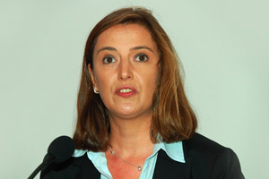 Foto: Pluschkowitz Artikelbild: Kommunikationswissenschaftlerin
Martina Thiele erinnerte an die NS-Propaganda über sowjetische
"Flintenweiber": "Offensichtlich haben aktuelle Stereotypisierungen
gedopter Spitzensportlerinnen aus kommunistischen Ländern eine lange
Tradition."
- Foto: Pluschkowitz