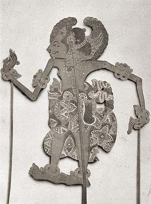 Wayang heißen die Figuren aus dem Schattentheater. Wayang heißen die Figuren aus dem Schattentheater.