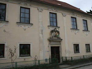 Der Pfarrhof in Radlbrunn.