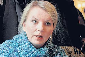 Foto: STANDARD/Martin Fuchs Artikelbild: Gabriele Michalitsch glaubt, dass die Konjunkturpakete darauf ausgerichtet sind, männliche Arbeitsplätze zu fördern und zu stabilisieren. - Foto: STANDARD/Martin Fuchs