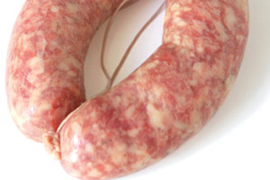 Salsiccia EURO 12/kg, Costata di Chianina EURO 27/kg bei Alimentari Giancarlo, Billrothstr. 41, 1190 Wien, Tel.: 01/369 52 20