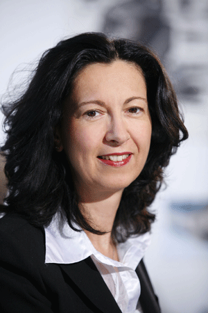 Unternehmerin Renate Wimmer: "Der, der den Job am besten macht und sich am besten dafür einsetzt,
soll ihn bekommen, egal ob Frau oder Mann. Ich bin davon überzeugt:
Wenn eine Frau etwas will, dann kann sie es auch und dann wird sie es
auch erreichen - für mich ist das aber eine Frage der Persönlichkeit
und des Auftretens und nicht des Geschlechts." Unternehmerin Renate Wimmer: "Der, der den Job am besten macht und sich am besten dafür einsetzt,
soll ihn bekommen, egal ob Frau oder Mann. Ich bin davon überzeugt:
Wenn eine Frau etwas will, dann kann sie es auch und dann wird sie es
auch erreichen - für mich ist das aber eine Frage der Persönlichkeit
und des Auftretens und nicht des Geschlechts."