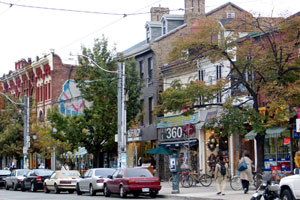 Die Queen Street ist das Zentrum der DJ- und Clubszene in Toronto.