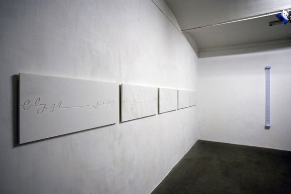 Ein ganzer Tag in seine 86.400 Sekunden zerlegt: die Installation within a second im Kunstraum dreizehnzwei.
&nbsp;