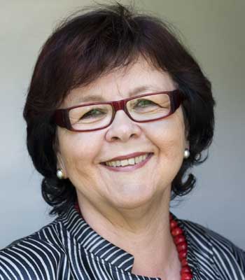 Artikelbild: Margit Hauft, Vorsitzende der Katholischen Frauenbewegung: "Mir bestätigen Priester jeden Alters immer wieder, dass ihnen 'die Frau' als einzige Gefahr präsentiert wird." - Foto: Margit Hauft