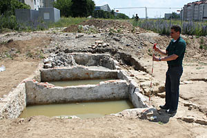 Anders wäre die rasche Arbeit der Stadtarchäologen - sie haben meist nur einige Wochen für eine Grabung Zeit - gar nicht mehr möglich Anders wäre die rasche Arbeit der Stadtarchäologen - sie haben meist nur einige Wochen für eine Grabung Zeit - gar nicht mehr möglich