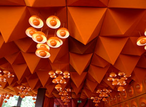 Nochmal in größer: Die Decke! Die Lampen! Nochmal in größer: Die Decke! Die Lampen!