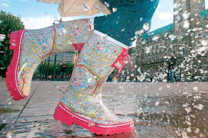 Früher war Regen einfach Regen, heute verkünden Meteorologen 
"Starkregen" und lösen Panik aus.