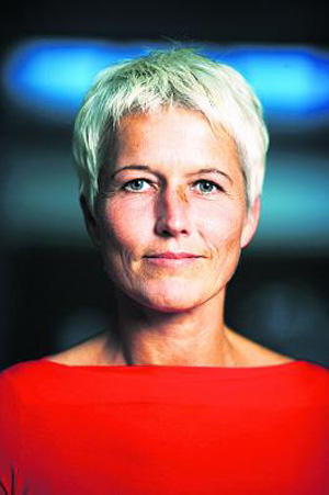 Doris Pfabigan erforscht Kategorien von Würde. Doris Pfabigan erforscht Kategorien von Würde.