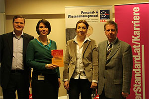 v.l.n.r.: Stephan Proksch, Mediator und Unternehmensberater, Trialogis; Moderatorin Beate Huber, Institutsleiterin Personal- und Wissensmanagement; Susanne de Cillia, HR Director, Frequentis AG; Peter Truzla, Personalleiter Österreich, Henkel CEE v.l.n.r.: Stephan Proksch, Mediator und Unternehmensberater, Trialogis; Moderatorin Beate Huber, Institutsleiterin Personal- und Wissensmanagement; Susanne de Cillia, HR Director, Frequentis AG; Peter Truzla, Personalleiter Österreich, Henkel CEE