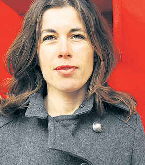 2005 veröffentlichte Andrea Grill ihren ersten Roman. 2005 veröffentlichte Andrea Grill ihren ersten Roman.