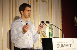 Patrick Fischer (Hubert Burda Media) gab Einblick in die Organisationsstrukturen der Burda Style Group im Angesicht des digitalen Zeitalters.