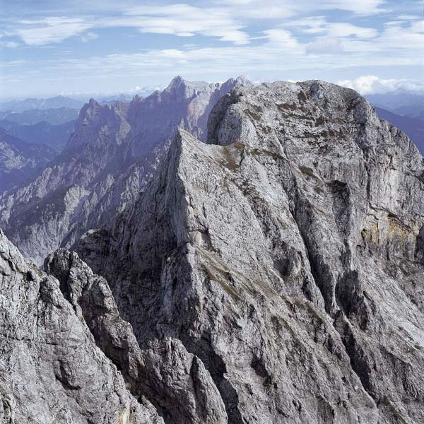 Gesamtgehzeit 8 Stunden, Höhendifferenz 1500 Meter. Ennstaler Hütte bis Ende Oktober bewirtschaftet. ÖK25V Blatt 4208-Ost (St. Gallen) und 4309-West (Hieflau), Maßstab 1:25. 000