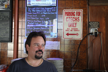 Jeff Melsha, Betreiber des "Little Bohemia". Jeff Melsha, Betreiber des "Little Bohemia".