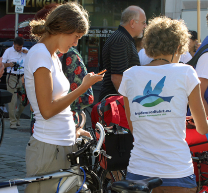 Angelika und Sabine Schoder haben bisher nur Tagestoren gemacht und freuen sich schon auf die dreiwöchige Fahrt. 