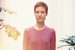 Designerin Saskia Diez, der es in Sachen Material mehr um Authentizität als um bloßen Wert geht. Designerin Saskia Diez, der es in Sachen Material mehr um Authentizität als um bloßen Wert geht.