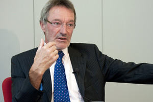 "Politik hat zu wenig Respekt vor Justiz": Mayer "Politik hat zu wenig Respekt vor Justiz": Mayer