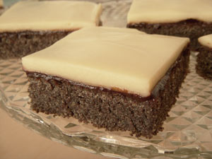 ... Mohnkuchen mit Vanillepudding, ...