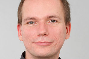 Dr. Heinz-Jürgen Voß ist wissenschaftlicher Mitarbeiter im Institut für Geschichteund Ethik der Medizin an der Martin-Luther-Universität in Halle.
Von dem Biologen sind mehrere Publikationen erschienen: u.a. "Making Sex Revisited. Dekonstruktion des Geschlechts aus biologisch-medizinischer Perspektive" im Transcript Verlag 2010 und der Einführungsband "Geschlecht. Wider die Natürlichkeit" im Schmetterling Verlag
Dr. Heinz-Jürgen Voß ist wissenschaftlicher Mitarbeiter im Institut für Geschichteund Ethik der Medizin an der Martin-Luther-Universität in Halle.
Von dem Biologen sind mehrere Publikationen erschienen: u.a. "Making Sex Revisited. Dekonstruktion des Geschlechts aus biologisch-medizinischer Perspektive" im Transcript Verlag 2010 und der Einführungsband "Geschlecht. Wider die Natürlichkeit" im Schmetterling Verlag
