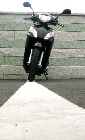 Schlank und wendig, ja, da hat Honda recht. Aber fesch? Schlank und wendig, ja, da hat Honda recht. Aber fesch?