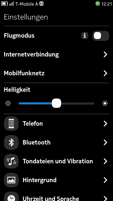 Die Einstellungen sind bei MeeGo zwar umfangreich, das UI reagiert aber irritierend langsam auf die Eingaben der NutzerInnen.