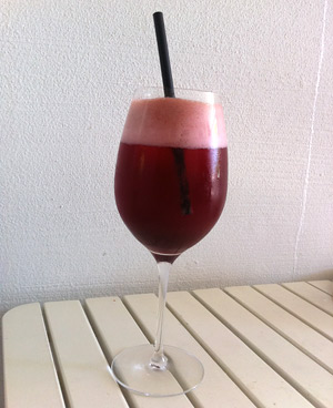 Scharfe Sache: Bio-Zwetschken-Chili-Molkedrink Scharfe Sache: Bio-Zwetschken-Chili-Molkedrink