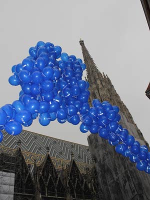 Strache sieht im Stephansdom einen "erhobenen Zeigefinger". Strache sieht im Stephansdom einen "erhobenen Zeigefinger".