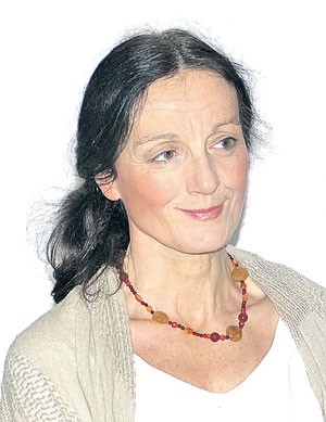 Susanne Muhar erarbeitet in internationalen und nationalen Projekten EU-Leitlinien für den Gewässerschutz sowie nachhaltige Renaturierungsmaßnahmen zur Verbesserung der Wasserqualität von Bächen und Flüssen. Susanne Muhar erarbeitet in internationalen und nationalen Projekten EU-Leitlinien für den Gewässerschutz sowie nachhaltige Renaturierungsmaßnahmen zur Verbesserung der Wasserqualität von Bächen und Flüssen.