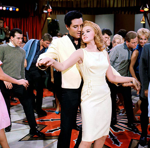 Leinwandtraumpaar für einen Film: Ann Margret in den Armen von Elvis Presley und in George Sidneys "Viva Las Vegas" (1964).