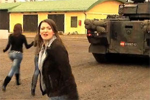 Das Panzer-Video aus der Reihe "Heer4U" sorgte 2010 für Aufsehen. Das Panzer-Video aus der Reihe "Heer4U" sorgte 2010 für Aufsehen.