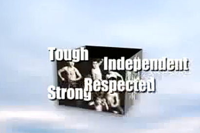 Echte Männer sind "hart, unabhängig, angesehen und stark". (Quelle: youtube.com)