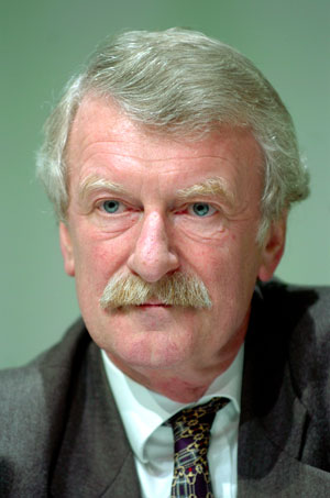 Max Friedrich berichtet von Fiebertherapien. 