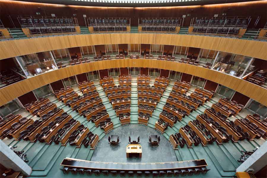  Expertengruppe Docomomo Austria: "Der geplante Radikalumbau überschreitet die Grenzen der akzeptablen Veränderung bei weitem."